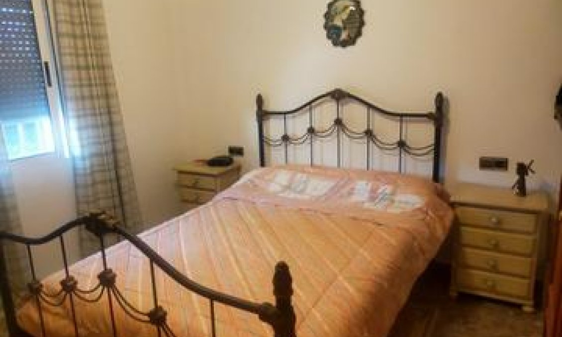 Segunda mano - Villa -
Elche - Costa Blanca