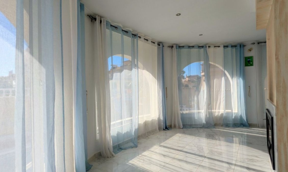 Segunda mano - Villa -
Ciudad Quesada - Costa Blanca