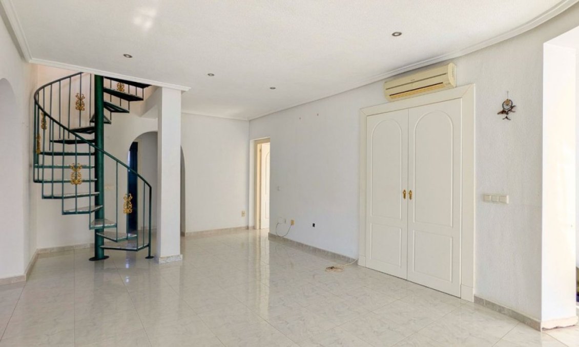 Segunda mano - Villa -
Ciudad Quesada - Costa Blanca