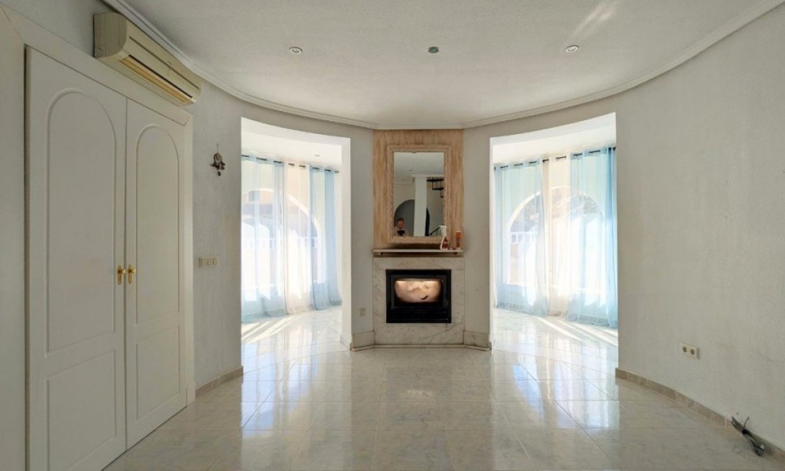 Segunda mano - Villa -
Ciudad Quesada - Costa Blanca