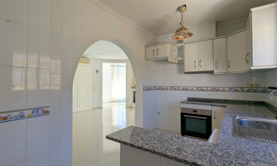 Segunda mano - Villa -
Ciudad Quesada - Costa Blanca