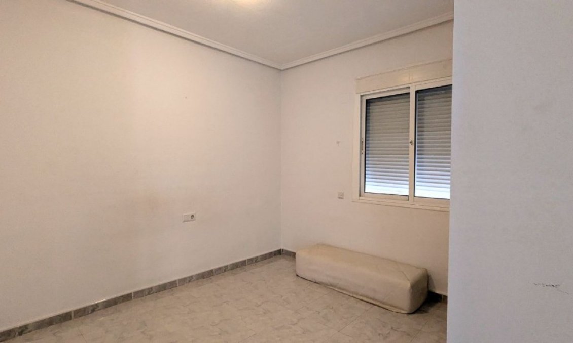 Segunda mano - Villa -
Ciudad Quesada - Costa Blanca