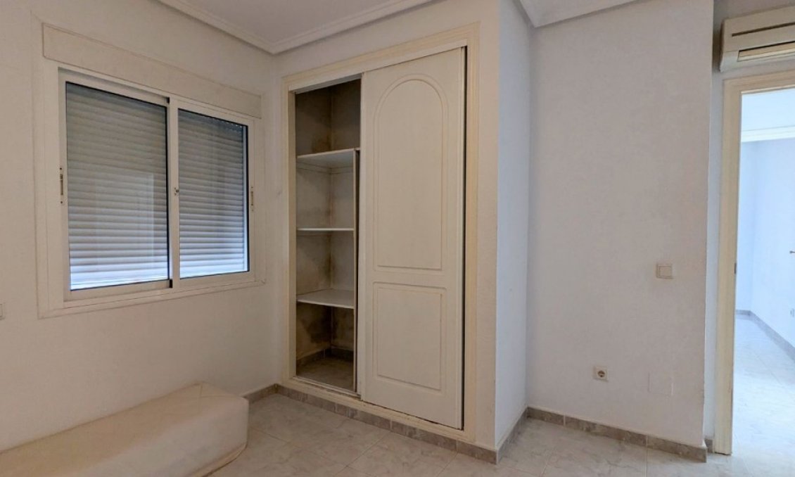 Segunda mano - Villa -
Ciudad Quesada - Costa Blanca