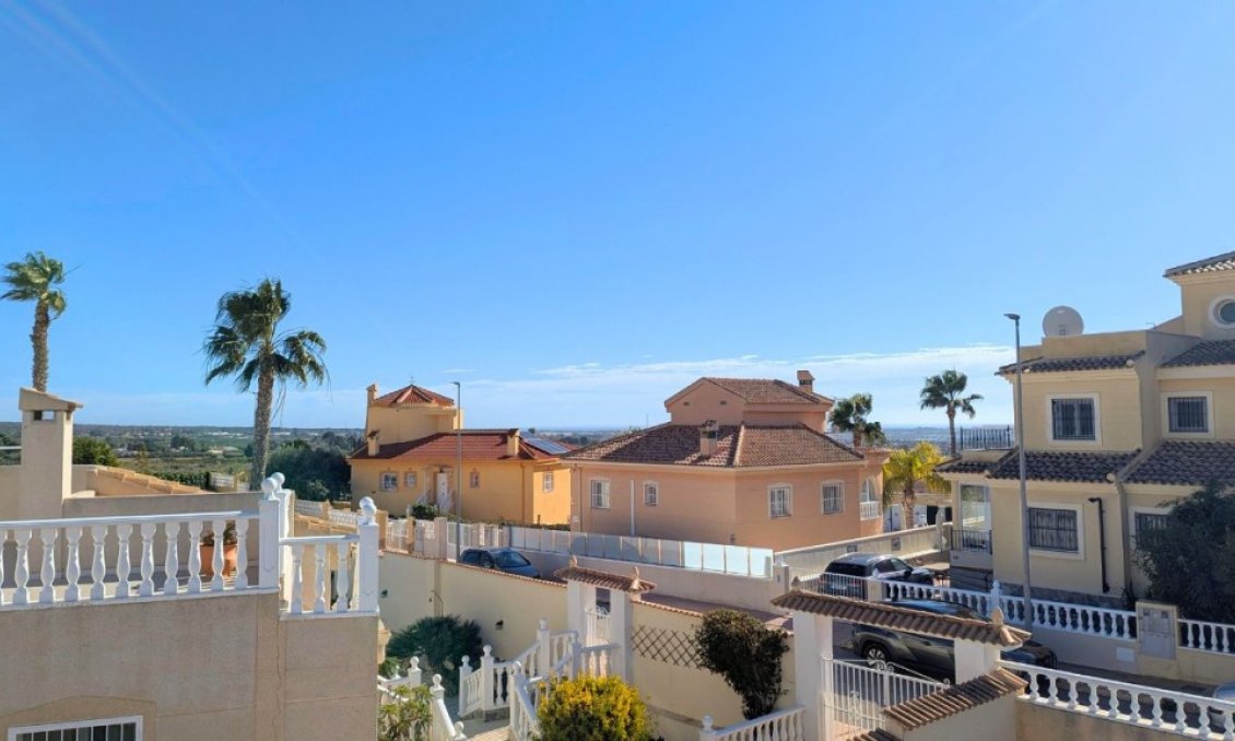 Segunda mano - Villa -
Ciudad Quesada - Costa Blanca