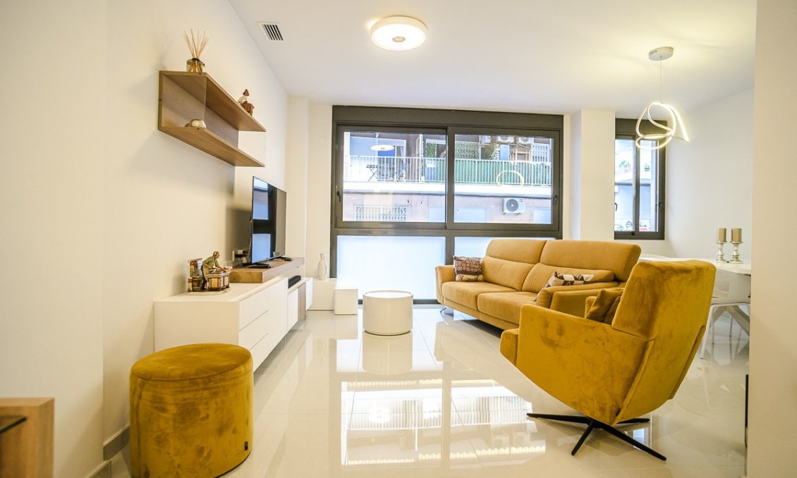 Használt Ingatlanok - Apartman -
Torrevieja - Costa Blanca