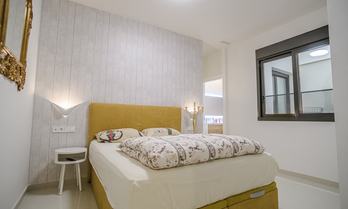Használt Ingatlanok - Apartman -
Torrevieja - Costa Blanca