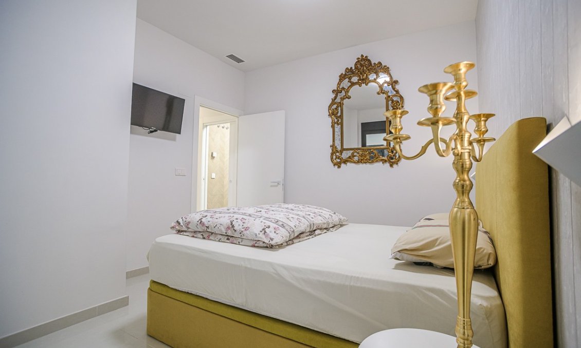 Használt Ingatlanok - Apartman -
Torrevieja - Costa Blanca