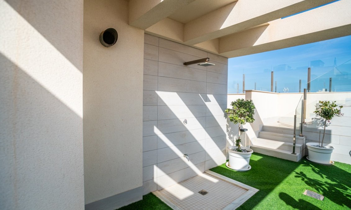 Használt Ingatlanok - Apartman -
Torrevieja - Costa Blanca