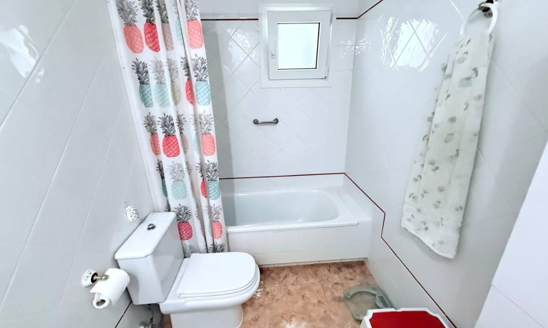 Segunda mano - Apartamento -
Torrevieja - La Mata