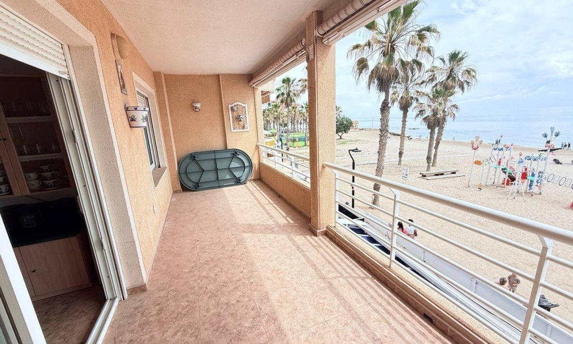 Segunda mano - Apartamento -
Torrevieja - La Mata