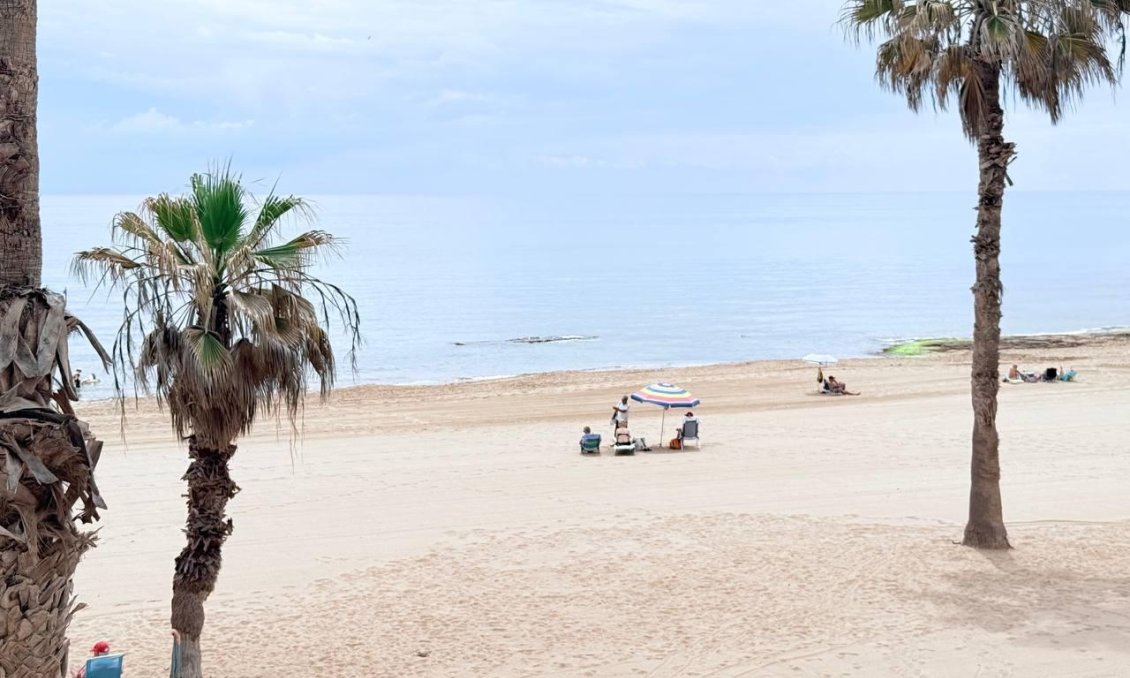Segunda mano - Apartamento -
Torrevieja - La Mata