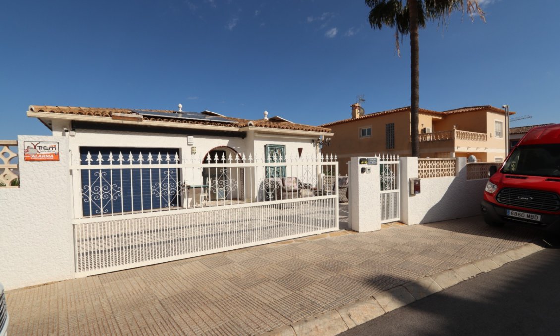 Segunda mano - Villa -
La Nucía - Costa Blanca