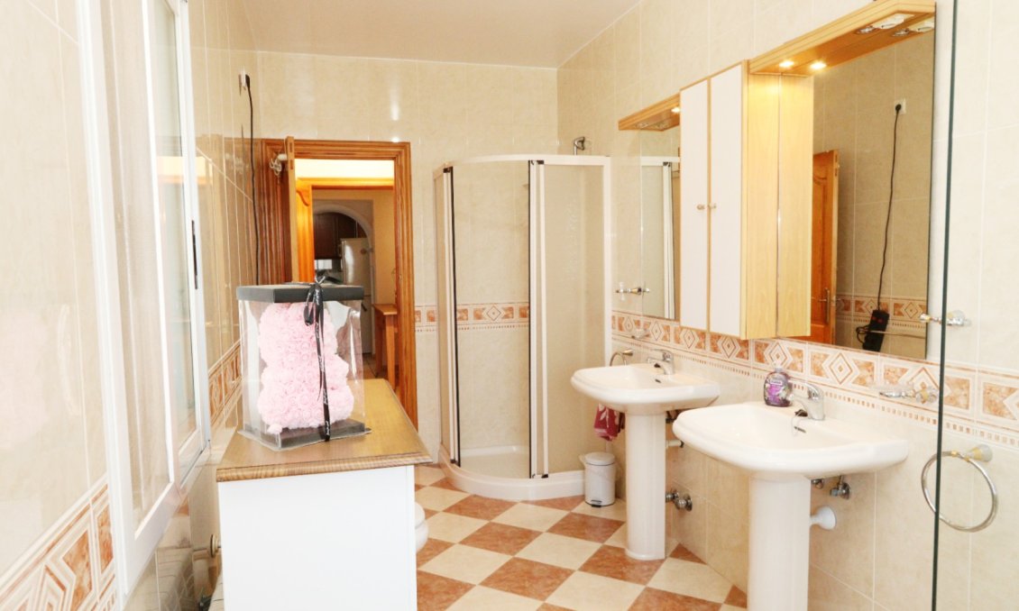 Segunda mano - Villa -
La Nucía - Costa Blanca