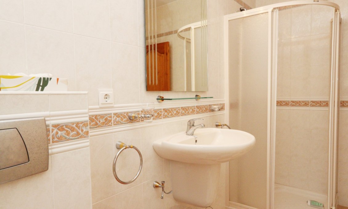 Segunda mano - Villa -
La Nucía - Costa Blanca