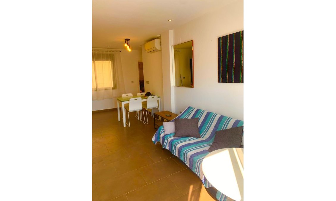 Segunda mano - Apartamento -
Guardamar del Segura - Pueblo