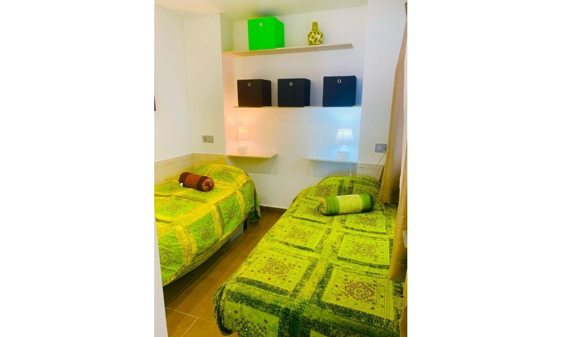 Segunda mano - Apartamento -
Guardamar del Segura - Pueblo