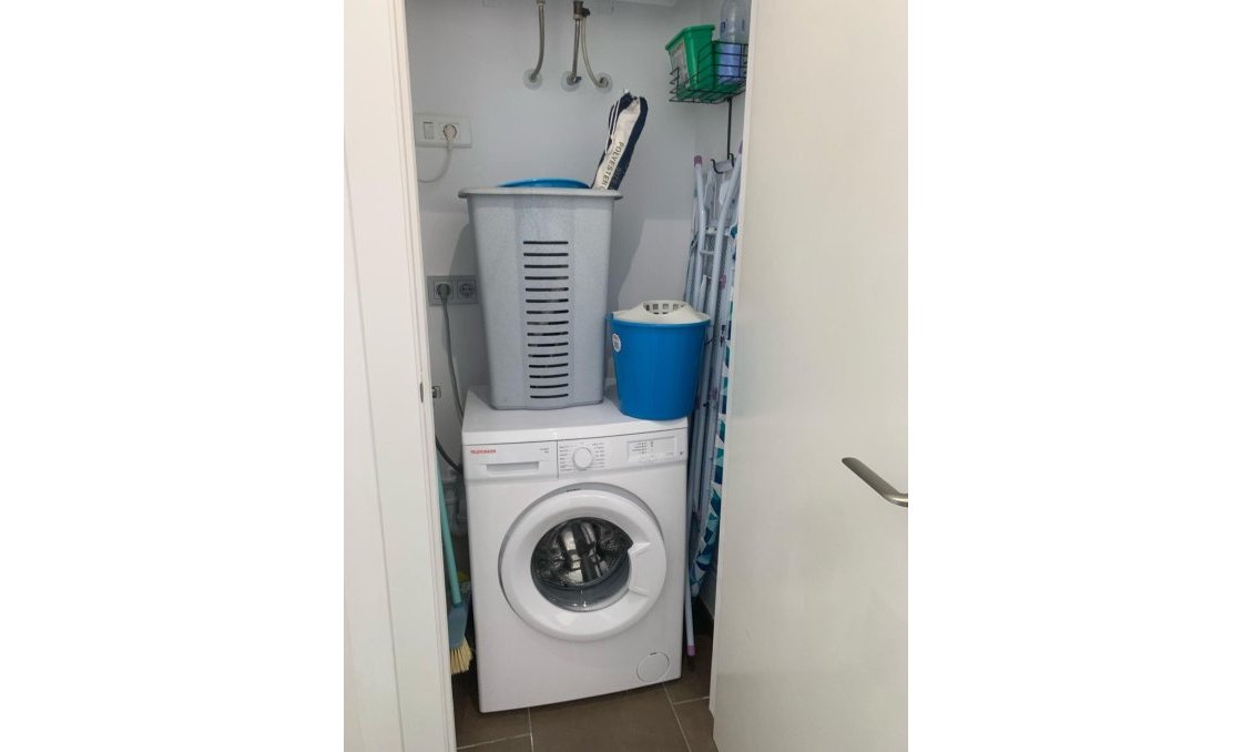Segunda mano - Apartamento -
Guardamar del Segura - Pueblo