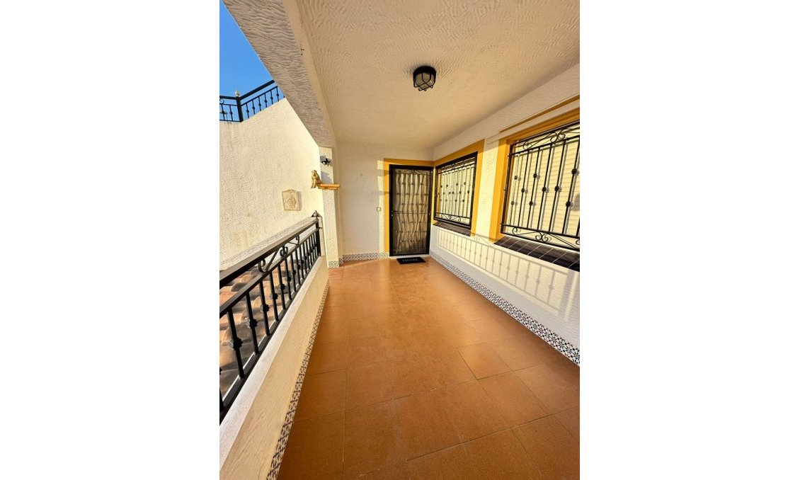 Wiederverkauf - Bungalow -
Orihuela - Inland
