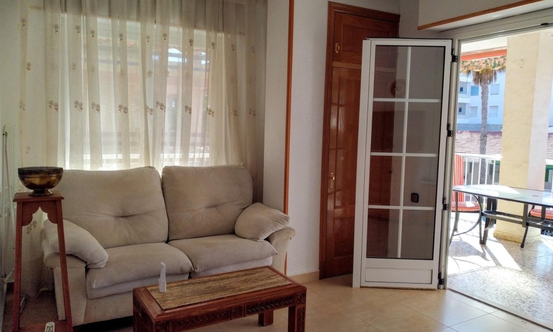 Segunda mano - Apartamento -
Torrevieja - Playa De Los Naufragos