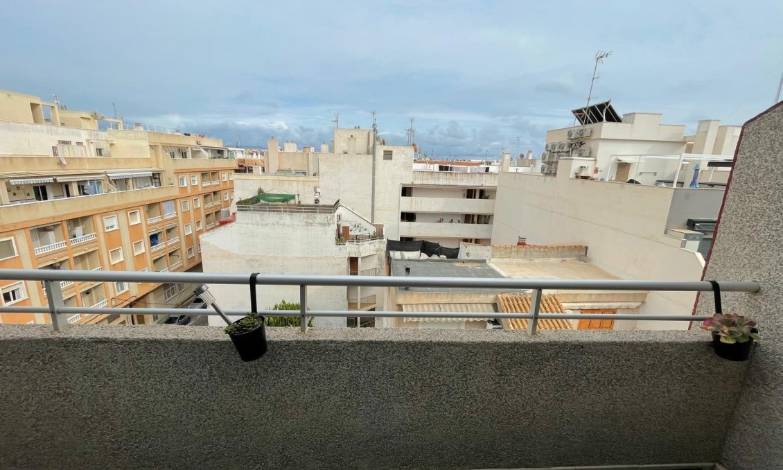 Segunda mano - Ático -
Torrevieja - Centro