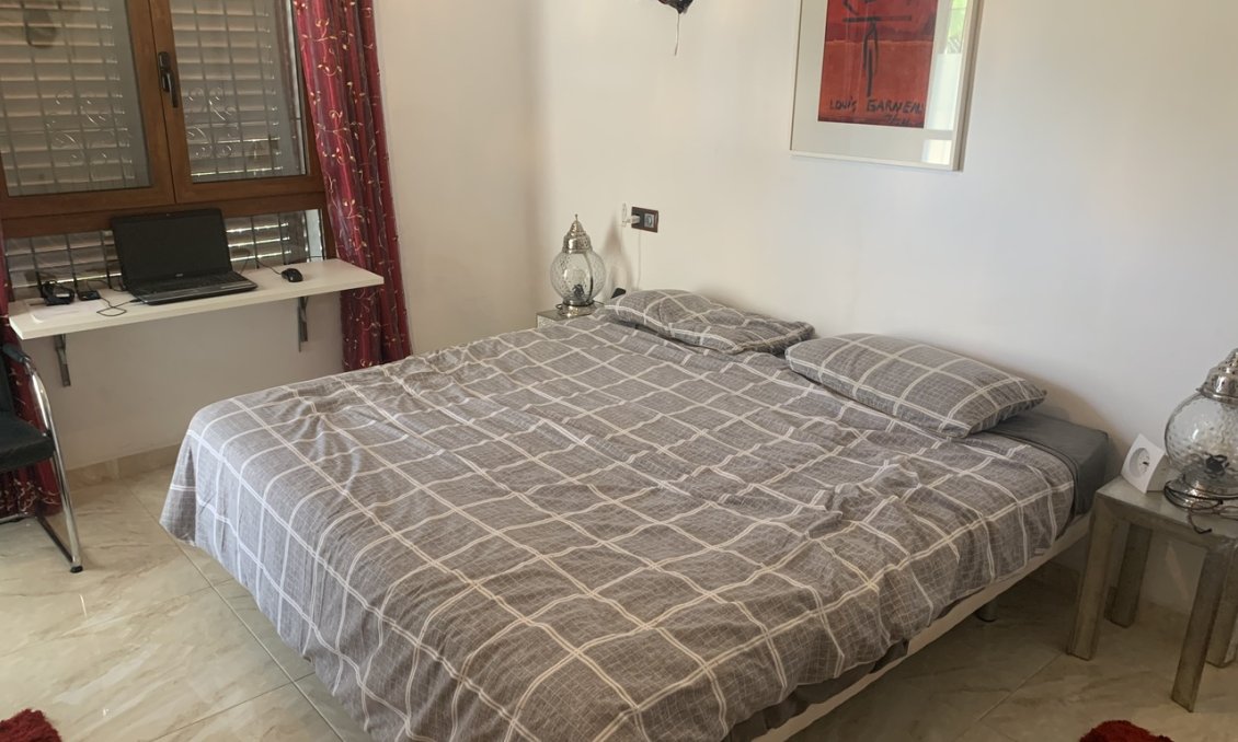 Segunda mano - Villa -
Villamartin - Costa Blanca