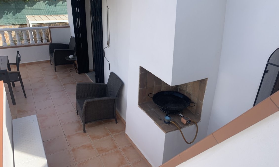Segunda mano - Villa -
Villamartin - Costa Blanca