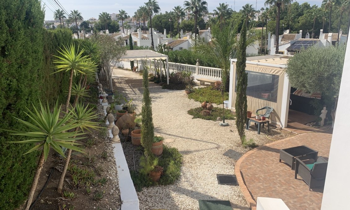 Segunda mano - Villa -
Villamartin - Costa Blanca