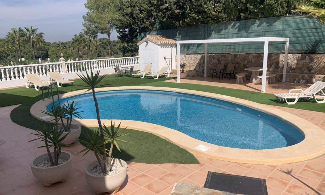 Segunda mano - Villa -
Villamartin - Costa Blanca