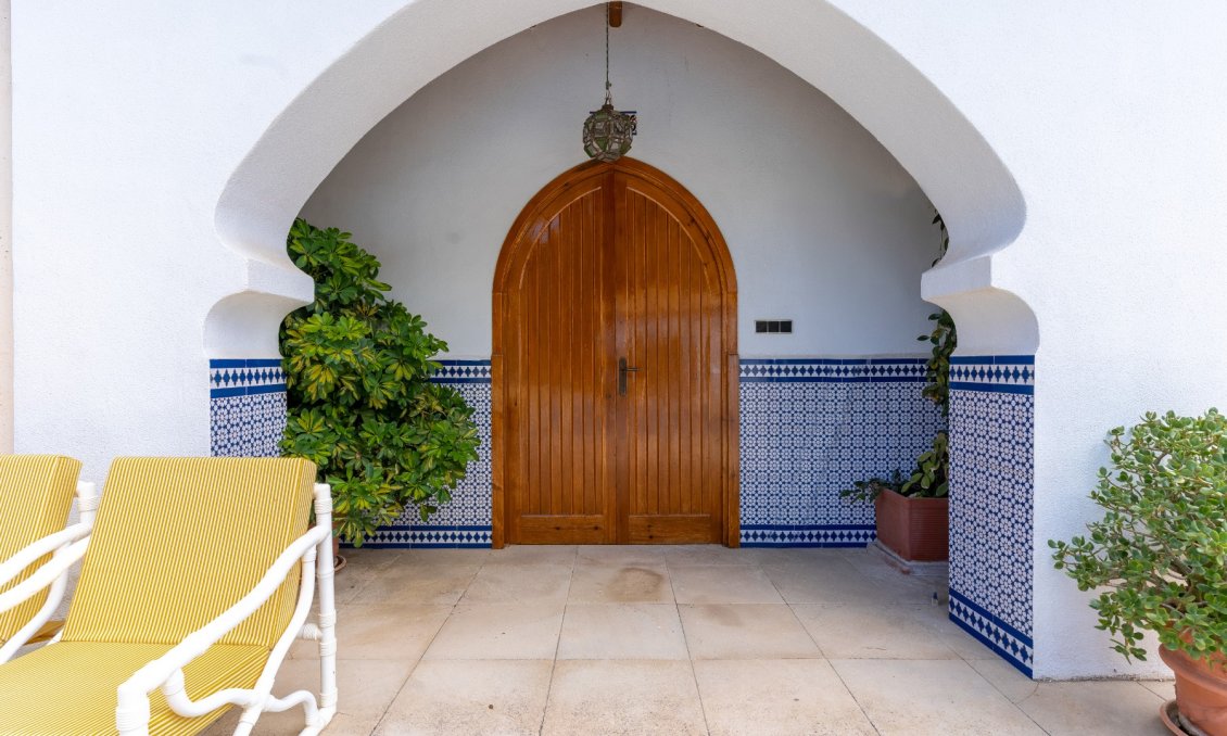 Segunda mano - Villa -
Alcoy - Inland
