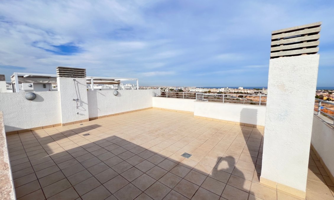 Segunda mano - Apartamento -
Lomas De Campoamor - Inland