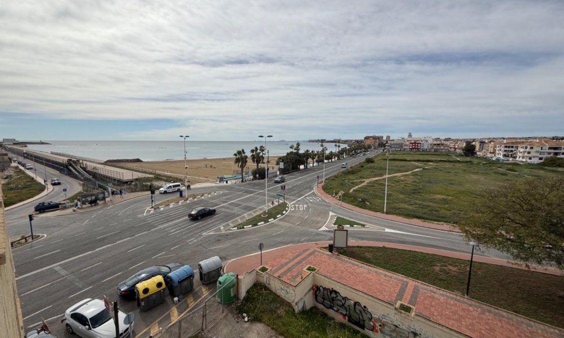 Segunda mano - Apartamento -
Torrevieja - El Acequión - Los Náufragos