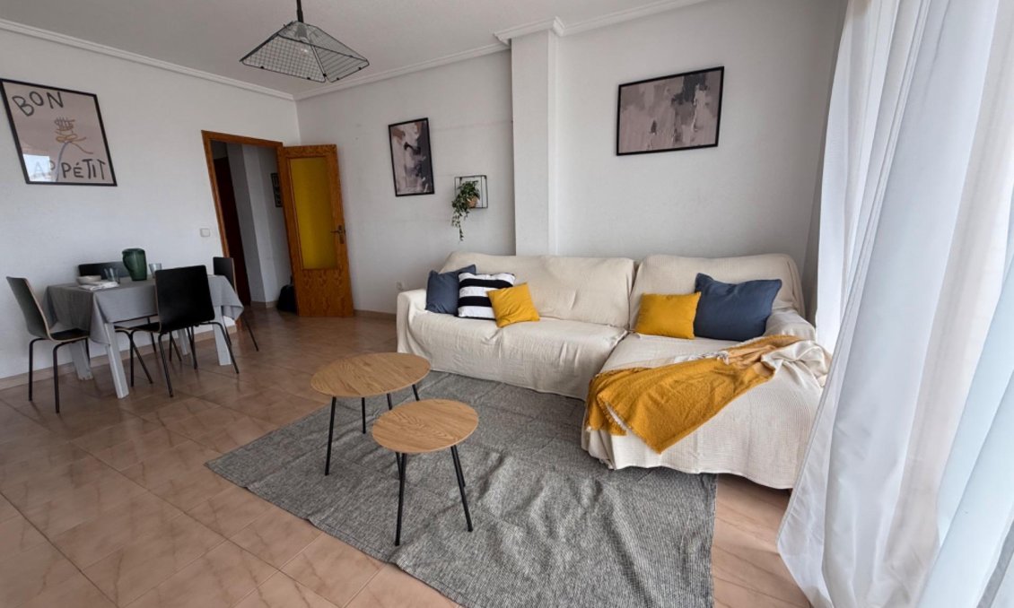 Segunda mano - Apartamento -
Torrevieja - El Acequión - Los Náufragos