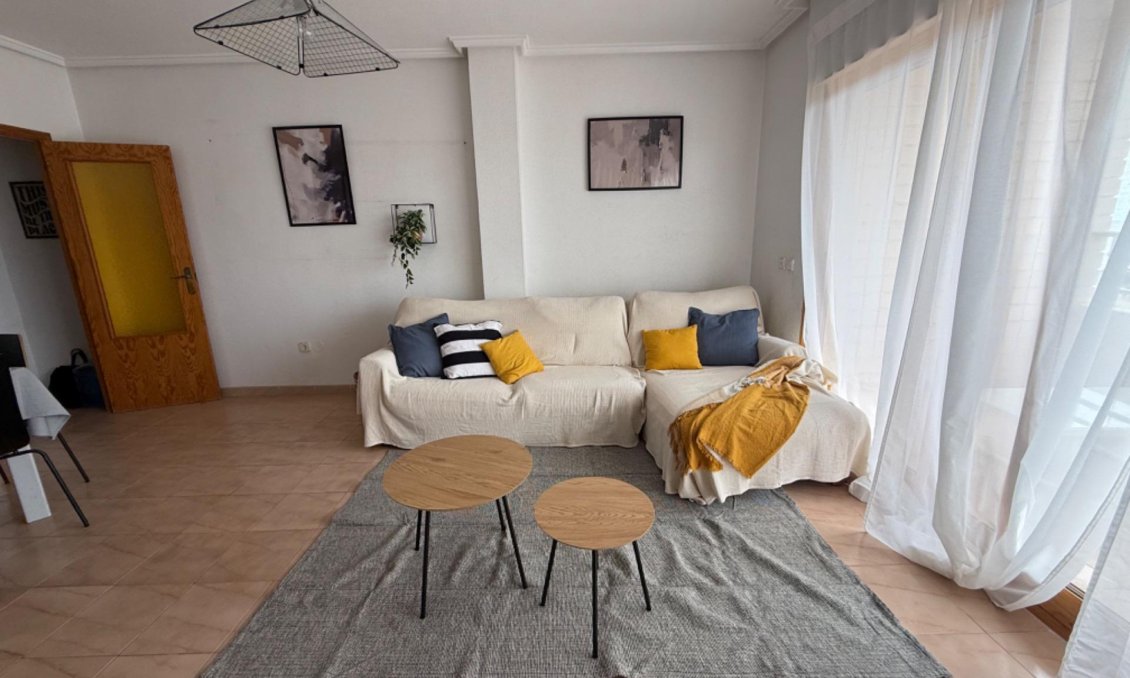 Segunda mano - Apartamento -
Torrevieja - El Acequión - Los Náufragos