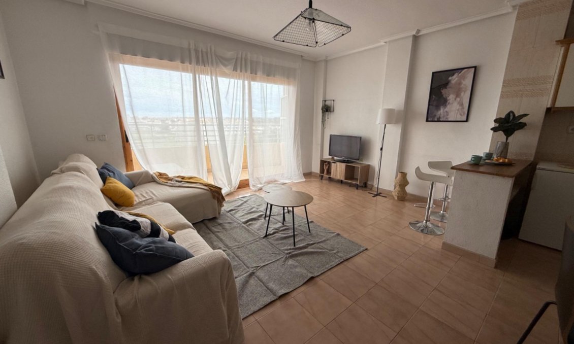 Segunda mano - Apartamento -
Torrevieja - El Acequión - Los Náufragos