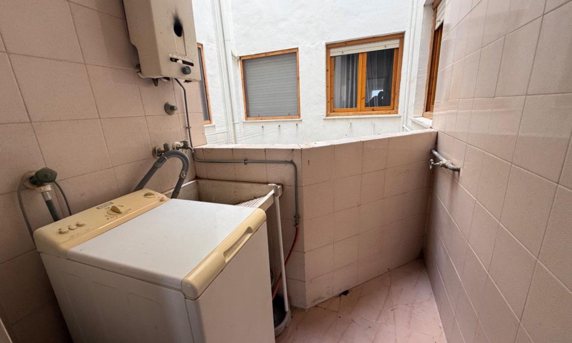 Segunda mano - Apartamento -
Torrevieja - El Acequión - Los Náufragos