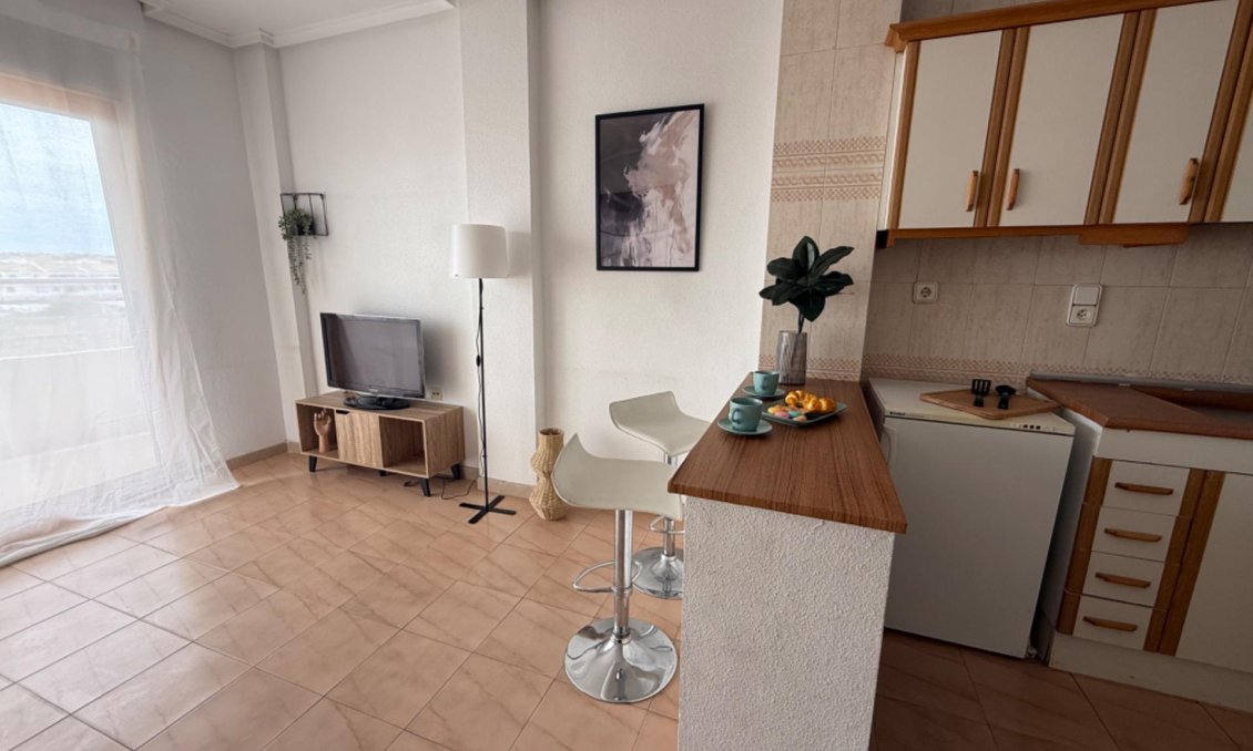 Segunda mano - Apartamento -
Torrevieja - El Acequión - Los Náufragos