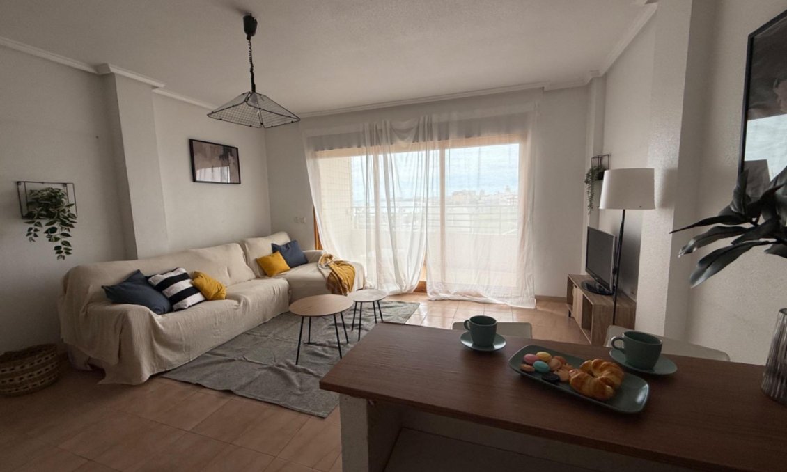 Segunda mano - Apartamento -
Torrevieja - El Acequión - Los Náufragos