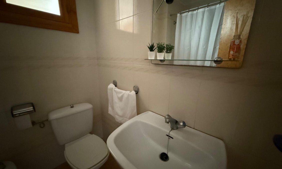 Segunda mano - Apartamento -
Torrevieja - El Acequión - Los Náufragos