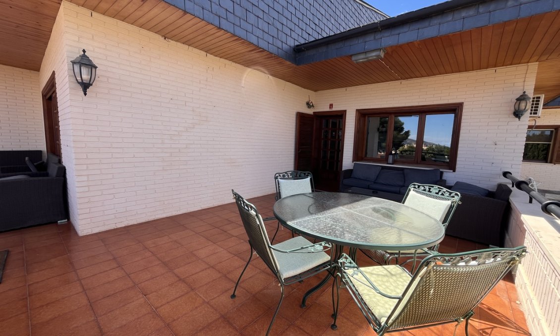 Segunda mano - Villa -
La Nucía - Costa Blanca