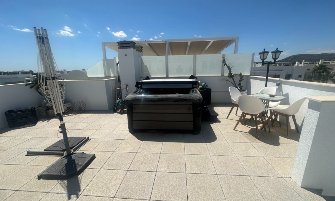 Segunda mano - Apartamento -
Orihuela - Inland