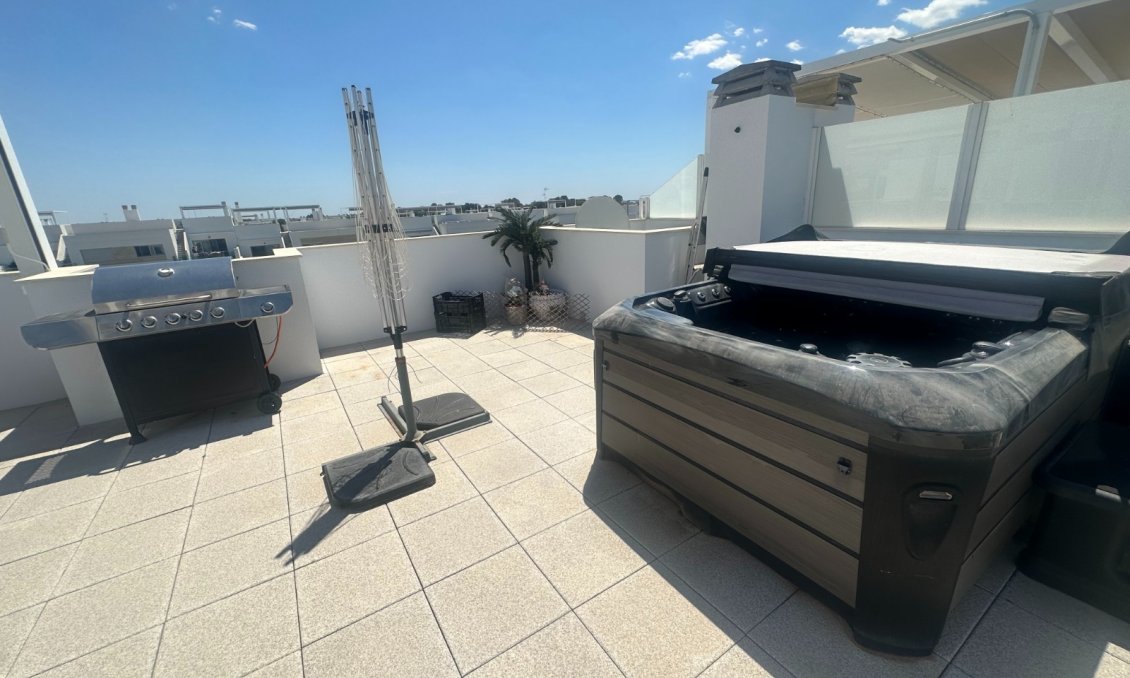 Segunda mano - Apartamento -
Orihuela - Inland