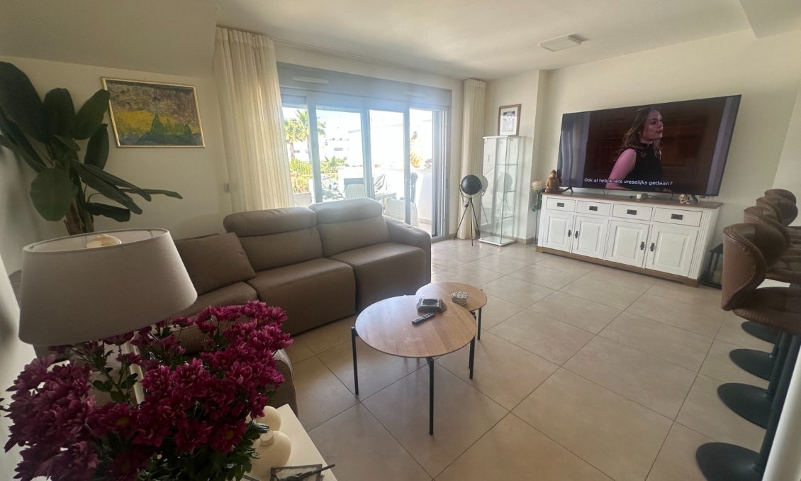 Segunda mano - Apartamento -
Orihuela - Inland