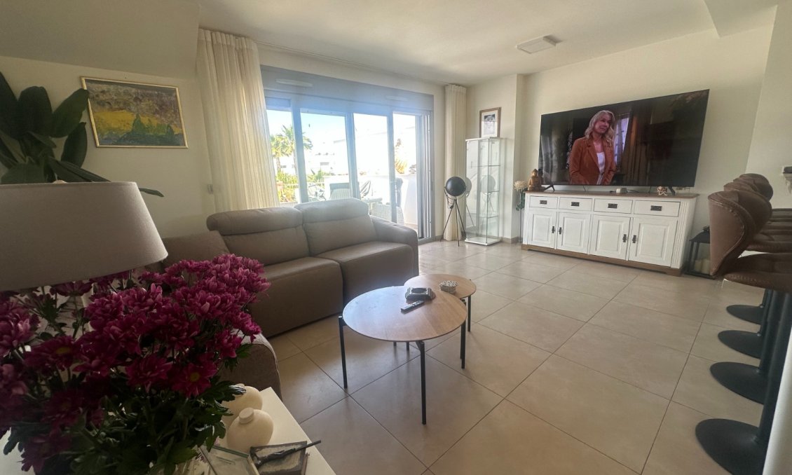 Segunda mano - Apartamento -
Orihuela - Inland