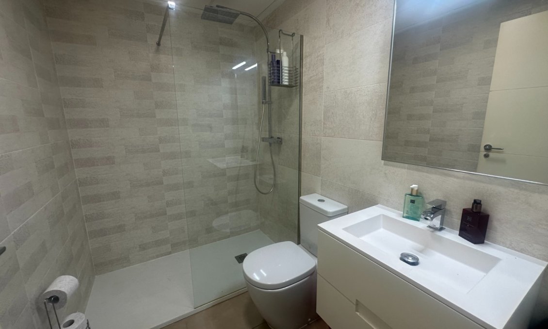 Segunda mano - Apartamento -
Orihuela - Inland