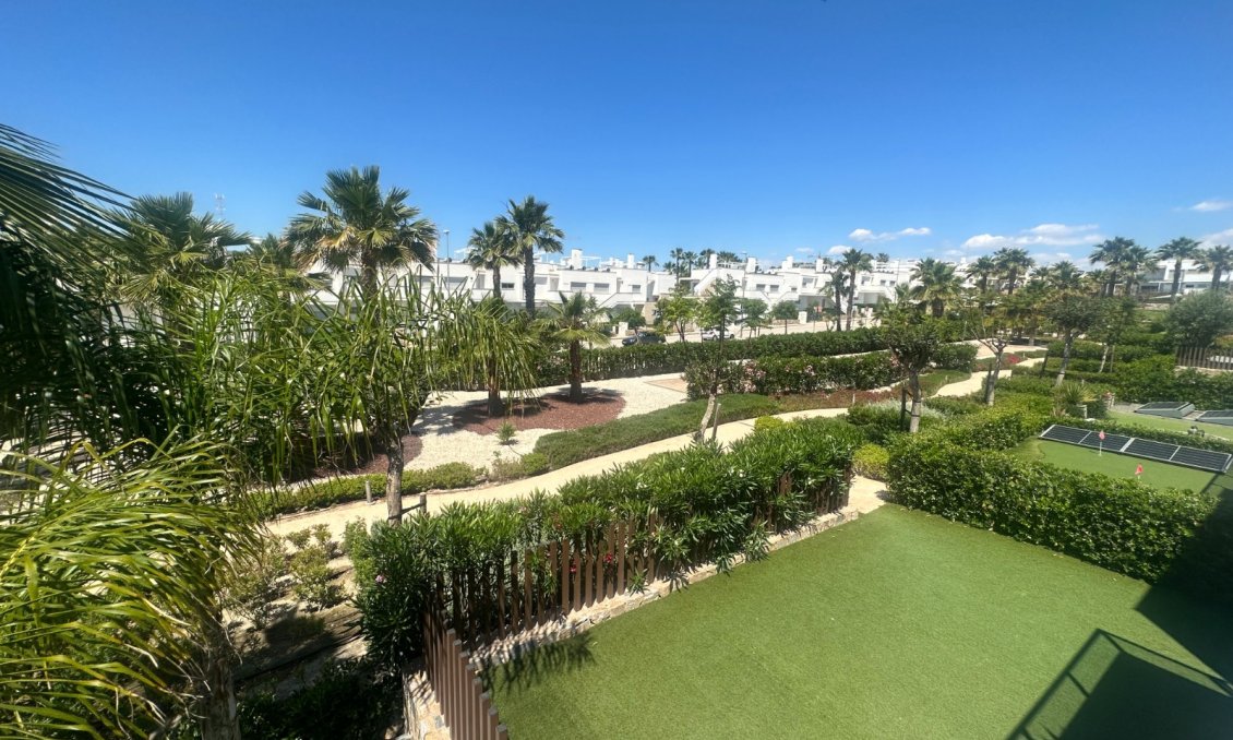 Segunda mano - Apartamento -
Orihuela - Inland