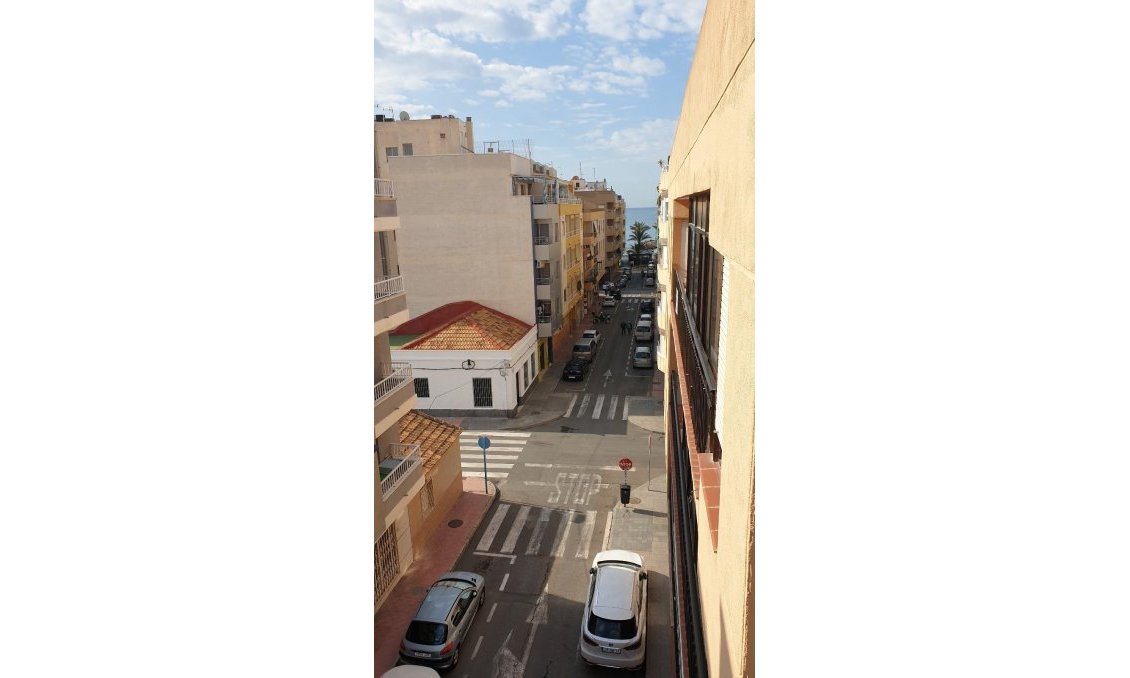 Revente - Appartement -
Torrevieja - Estacion De Autobuses