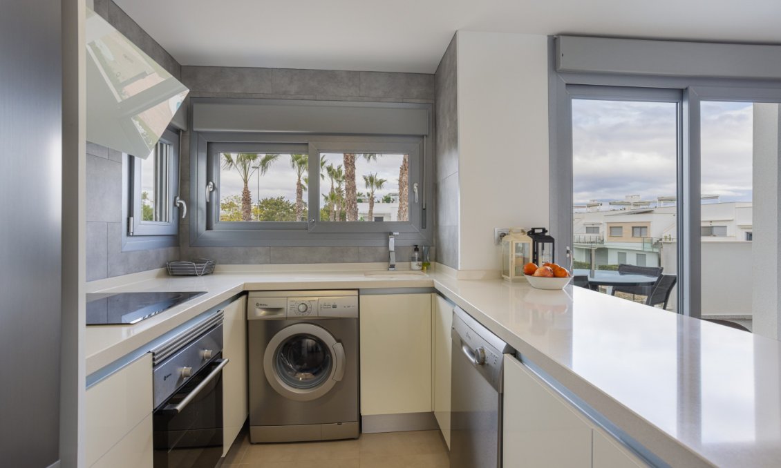 Segunda mano - Apartamento -
Orihuela - Inland