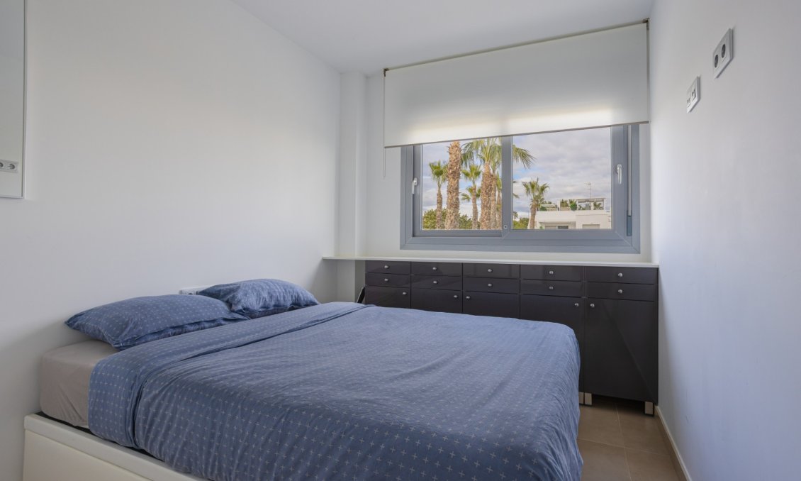 Segunda mano - Apartamento -
Orihuela - Inland