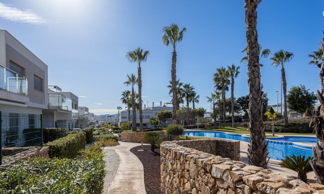 Segunda mano - Apartamento -
Orihuela - Inland