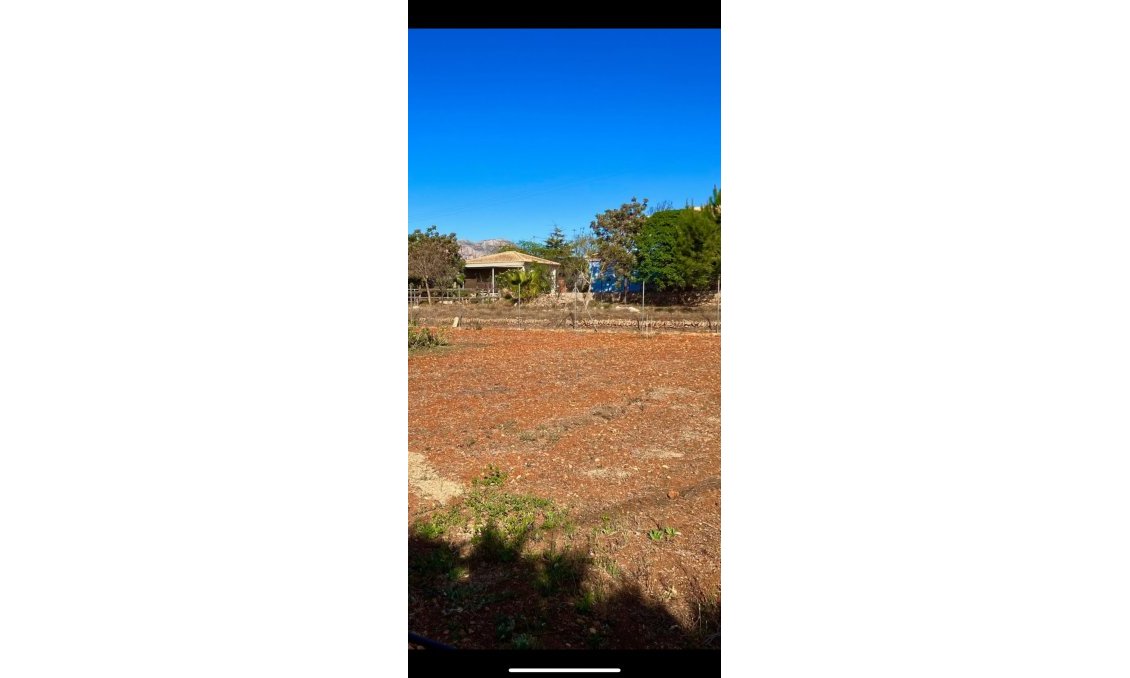 Segunda mano - Villa -
Pedreguer - Inland